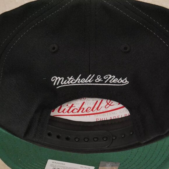 Chicago Bulls 1997 NBA Champions Snapback Hat Mitchell & Ness Vintage 90's NWT! - Picture 6 of 9